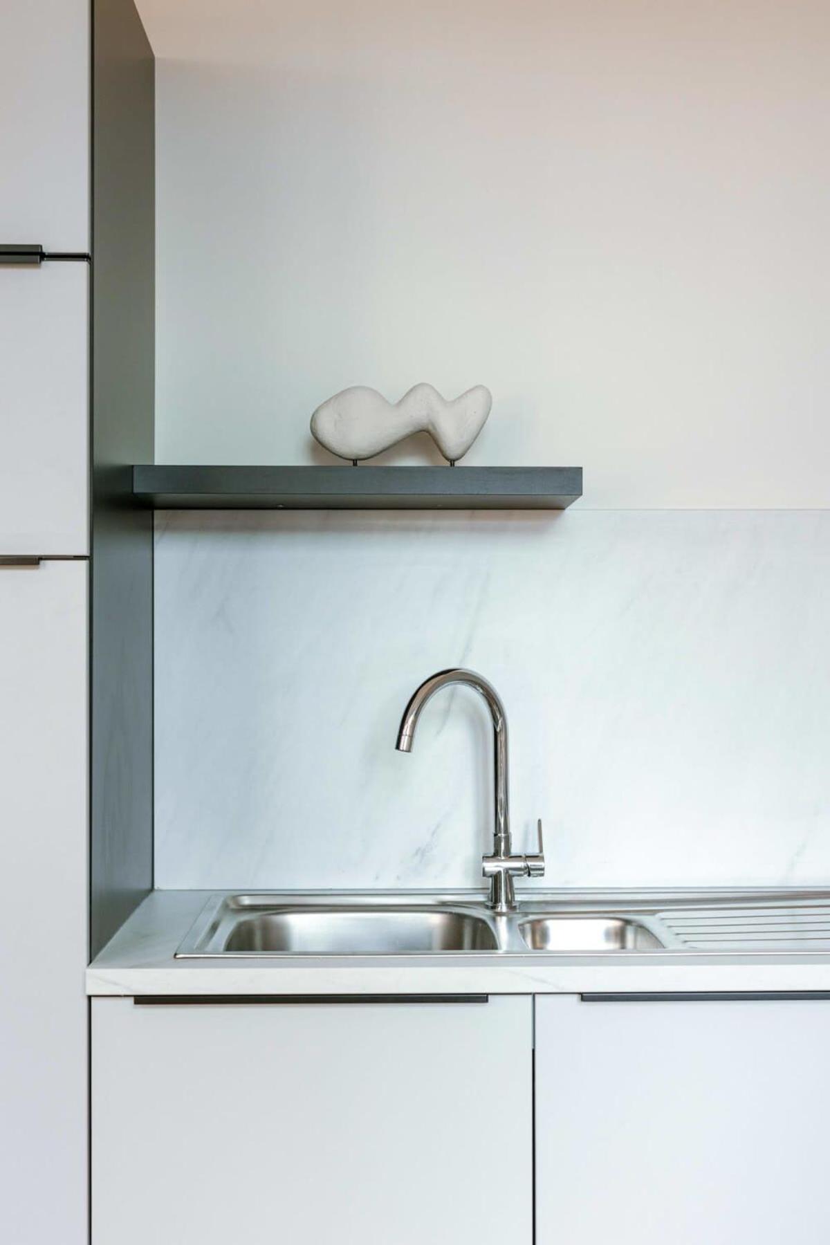 Huswell - Modern Apartment Located At Historical Main Square Антверпен Экстерьер фото